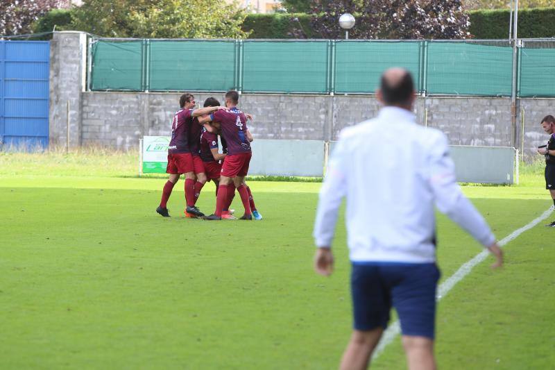 Real Avilés 0-2 Navarro, en imágenes