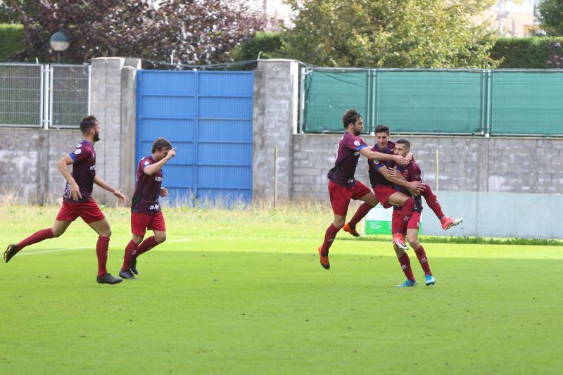 Real Avilés 0-2 Navarro, en imágenes