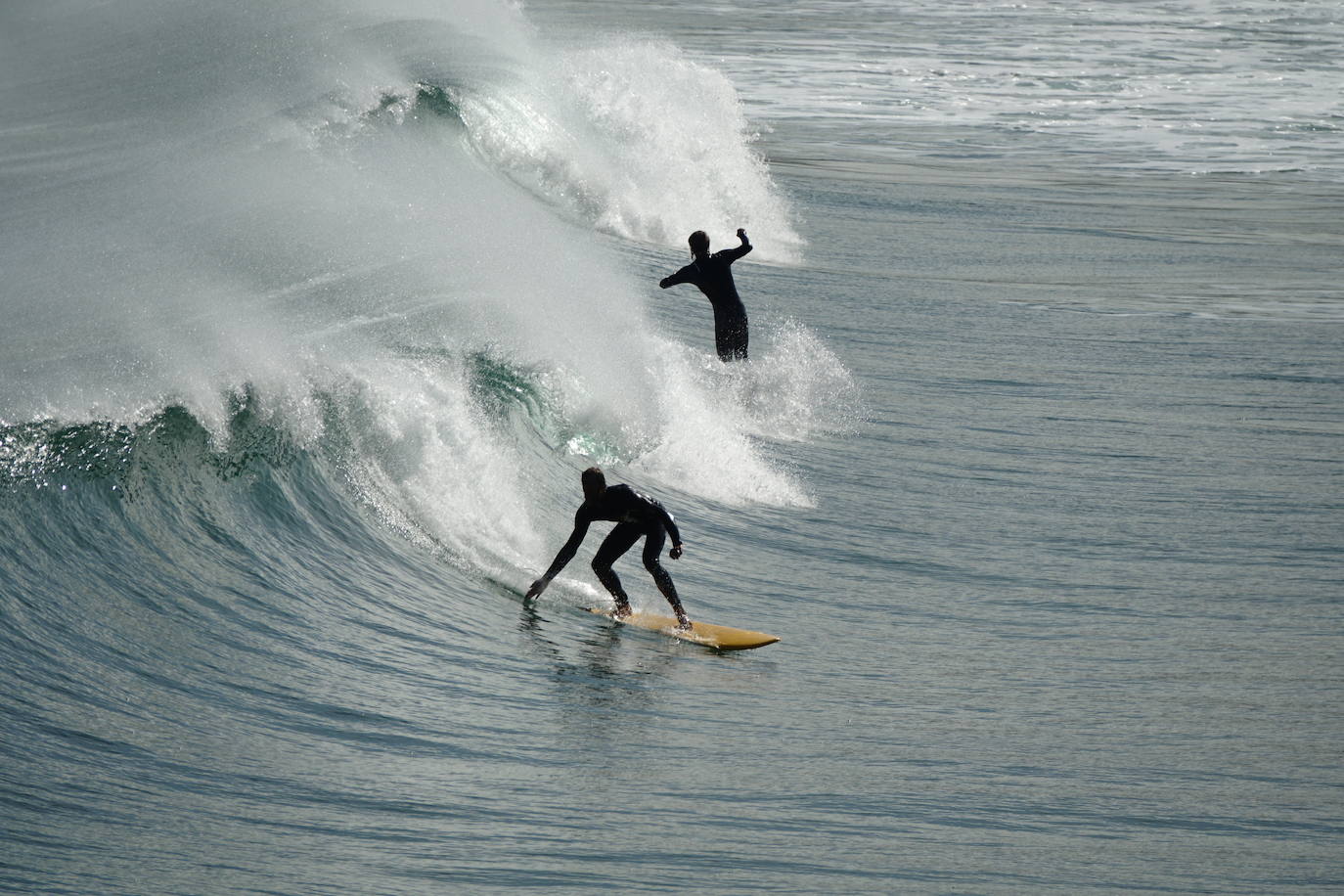 A medida que avanza el otoño, el oriente asturiano comienza a teñirse de amarillo, naranja y rojo. Aunque el verde resiste y el calor aún no quiere dar el testigo a los días más fríos.