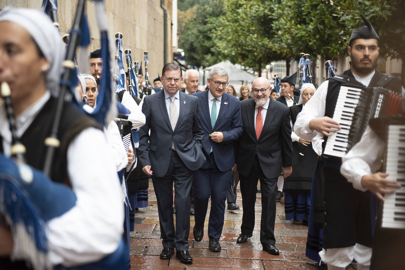 Los galardones iberoamericanos de Asicom y la Universidad de oviedo cumplen una década de homenajes al «entendimiento humano»