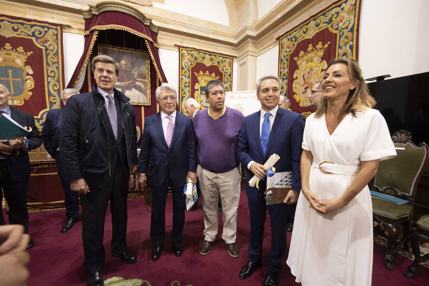 Los galardones iberoamericanos de Asicom y la Universidad de oviedo cumplen una década de homenajes al «entendimiento humano»