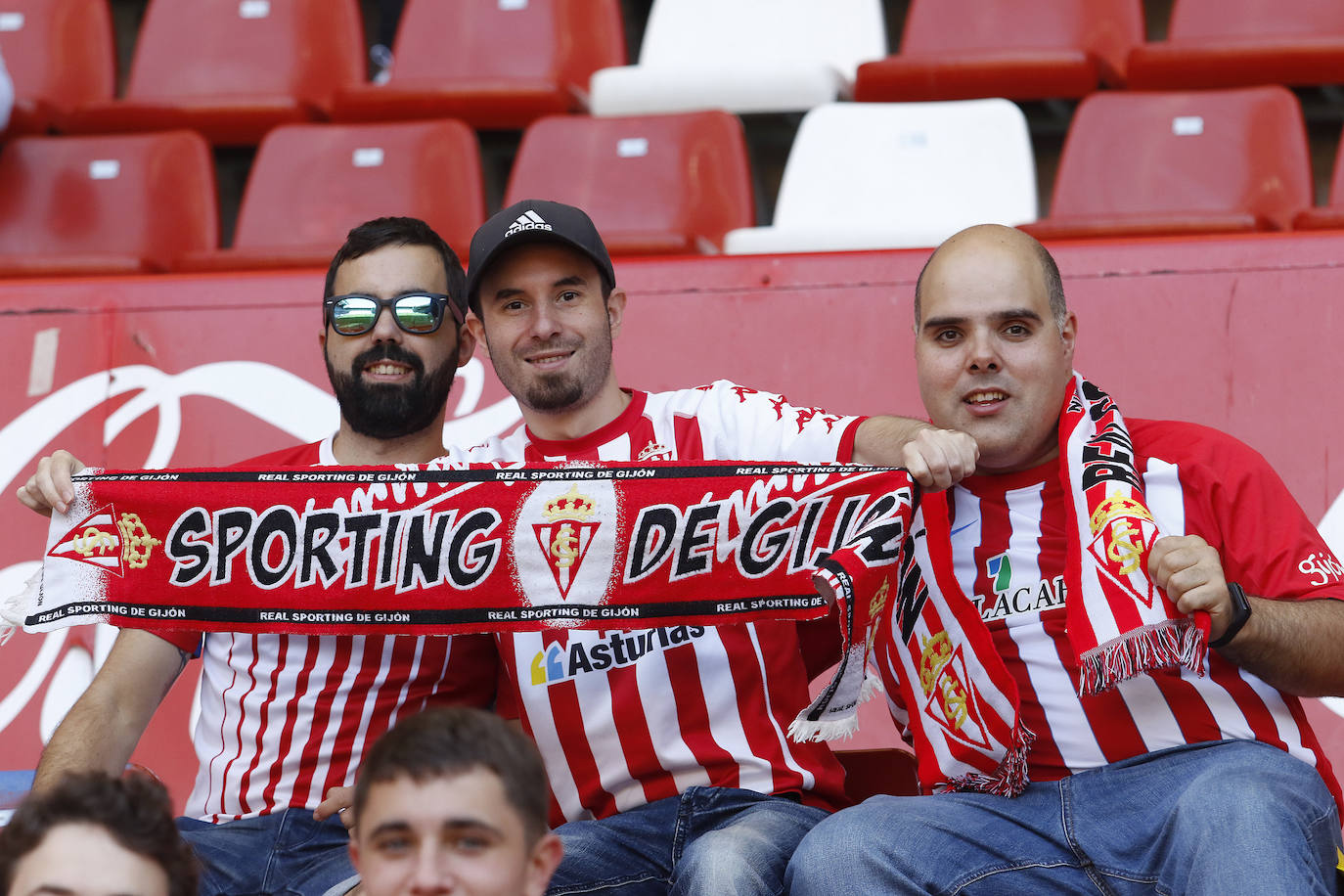 Fotos: ¿Estuviste en el Sporting 1 - 3 Alcorcón? ¡Búscate!