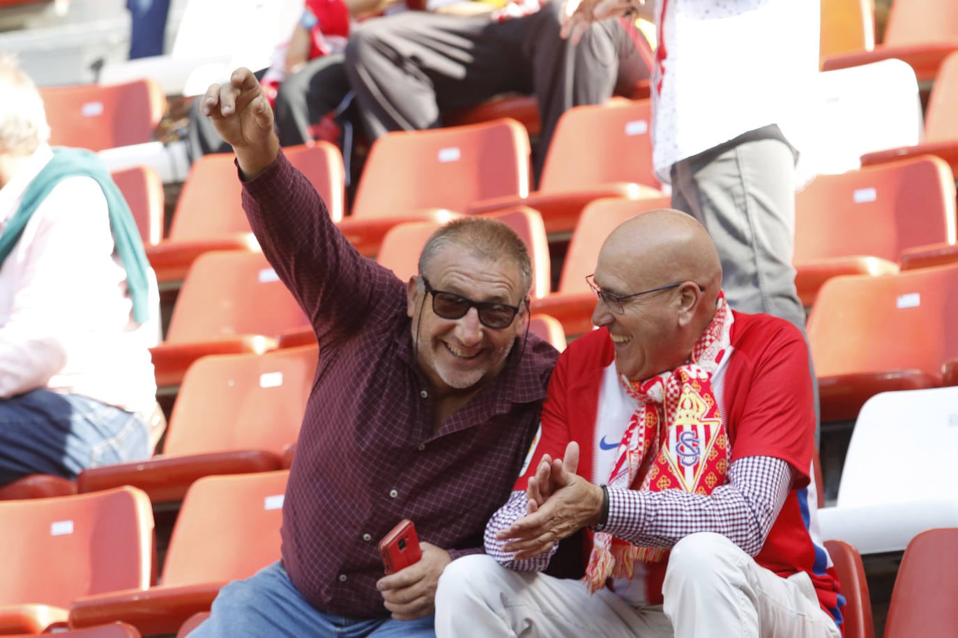 Fotos: ¿Estuviste en el Sporting 1 - 3 Alcorcón? ¡Búscate!