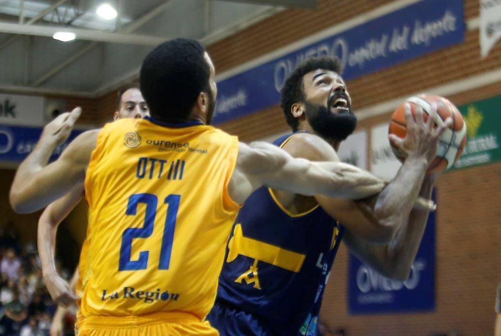 Fotos: Liberbank Oviedo 81 - 84 Ourense, en imágenes
