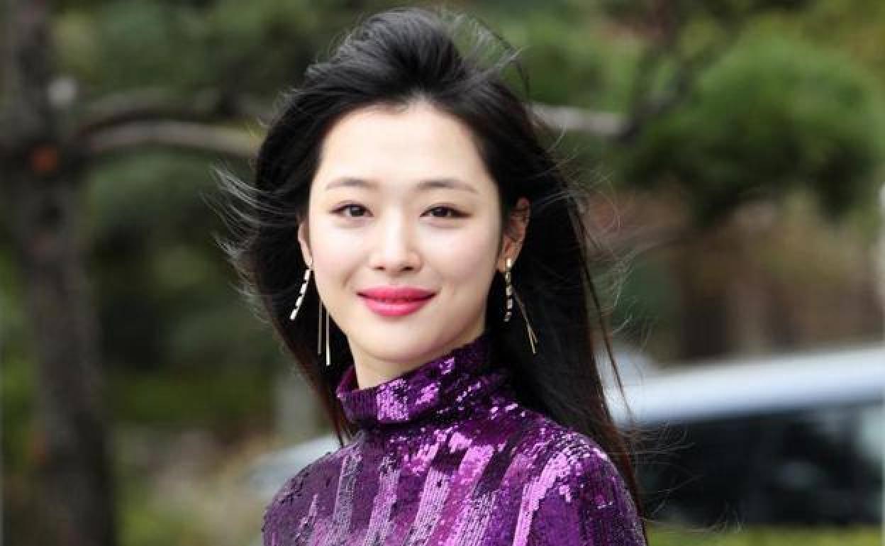 Choi Jin-Ri, conocida como Sulli.