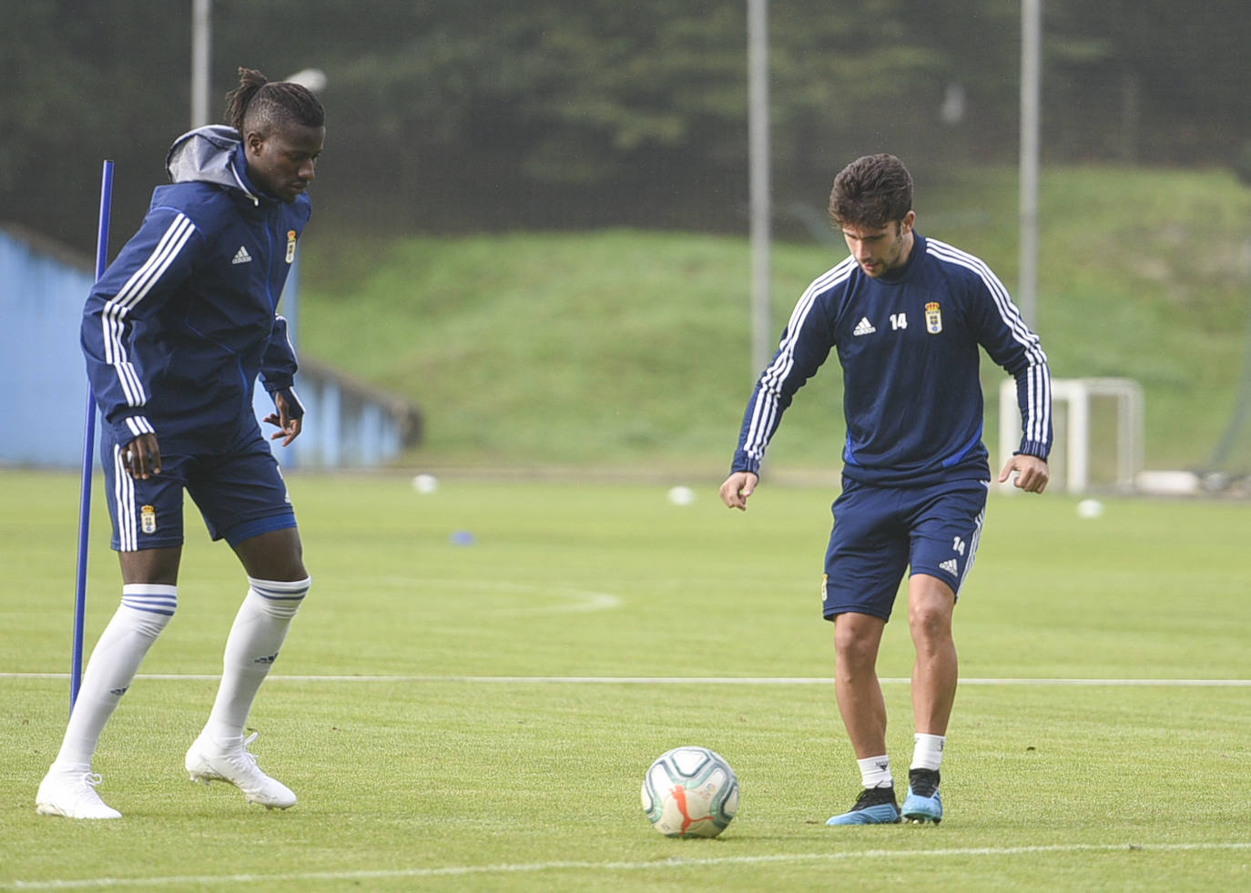 Fotos: Entrenamiento del Real Oviedo (17-10)