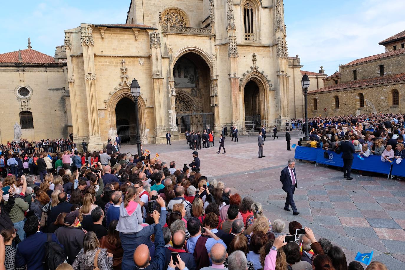 Doña Leonor llega a Oviedo en sus primeros Premios Princesa de Asturias. 