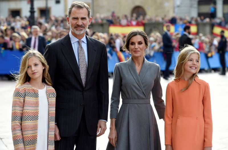 Doña Leonor llega a Oviedo en sus primeros Premios Princesa de Asturias. 