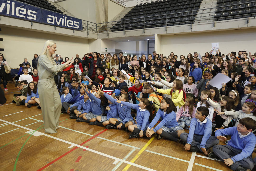 Los Premios Princesa de Asturias Salman Khan, Siri Hustdvet, Aleksandra Dulkiewicz, Lindsey Vonn, Joanne Chory, Sandra Myrna Díaz y Alejandro Portes compartieron su tiempo con los asistentes en colegios y auditorios.