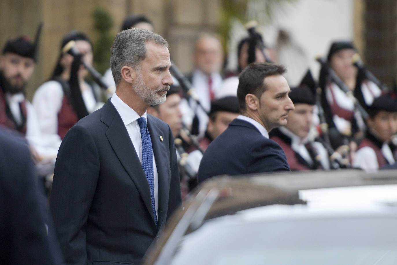 Familia Real, premiados e invitados han lucido sus mejores galas para asistir la ceremonia de entrega de los Premios