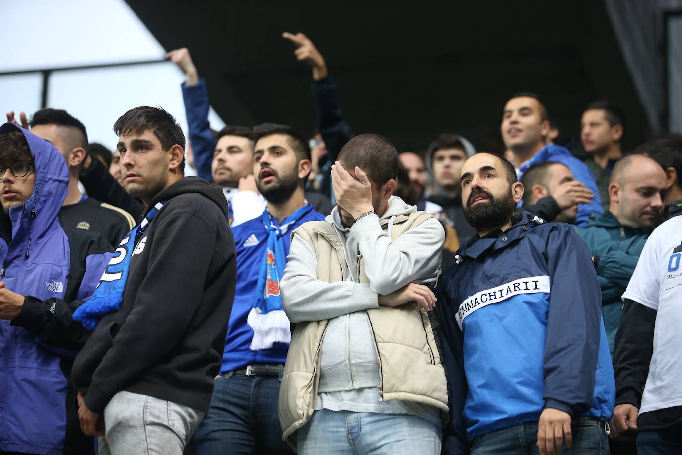 Fotos: ¿Estuviste en el Real Oviedo 4 - 2 Girona? ¡Búscate!