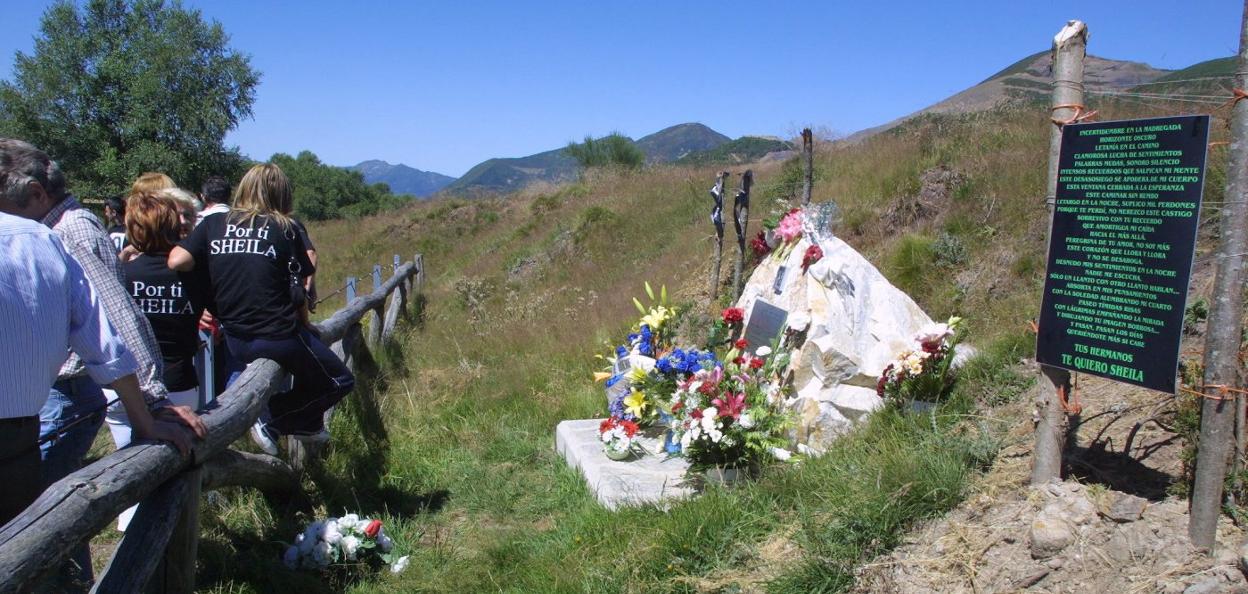 Homenaje a Sheila Barrero en el Alto de la Collada. 