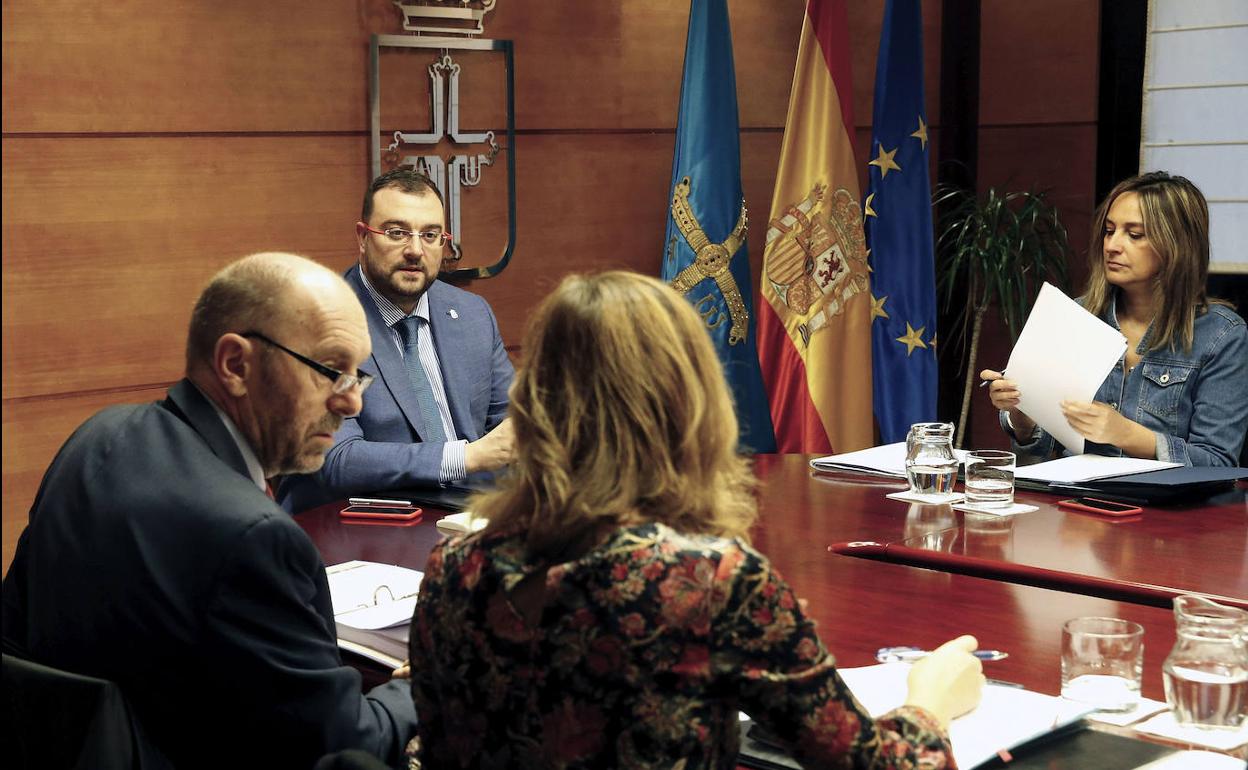 Adrián Barbón presidió el Consejo de Gobierno.