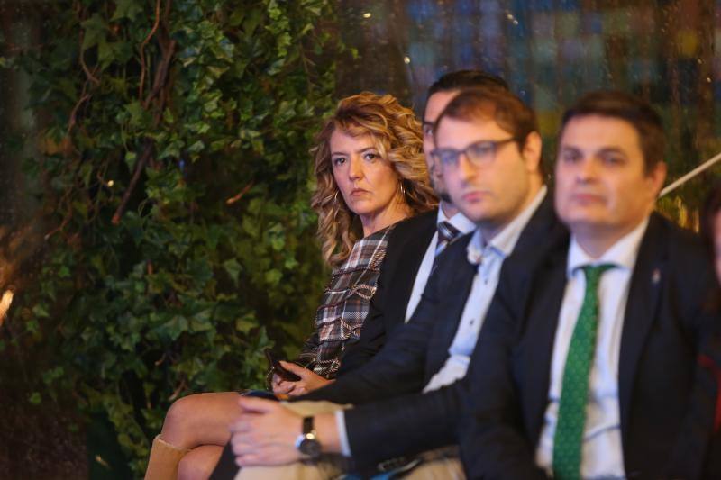 Psoe, Ciudadanos, Más País y Vox abrían la campaña en Oviedo, mientras que la coalición PP-Foro lo hacía en Avilés y Unidas Podemos en Gijón.