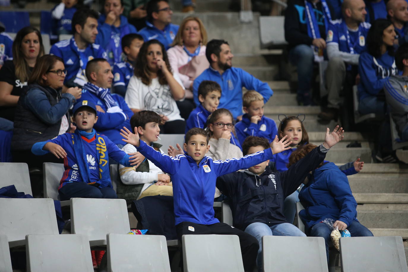 Búscate en nuestra galería si estuviste en el empate del Oviedo contra el Almería. 