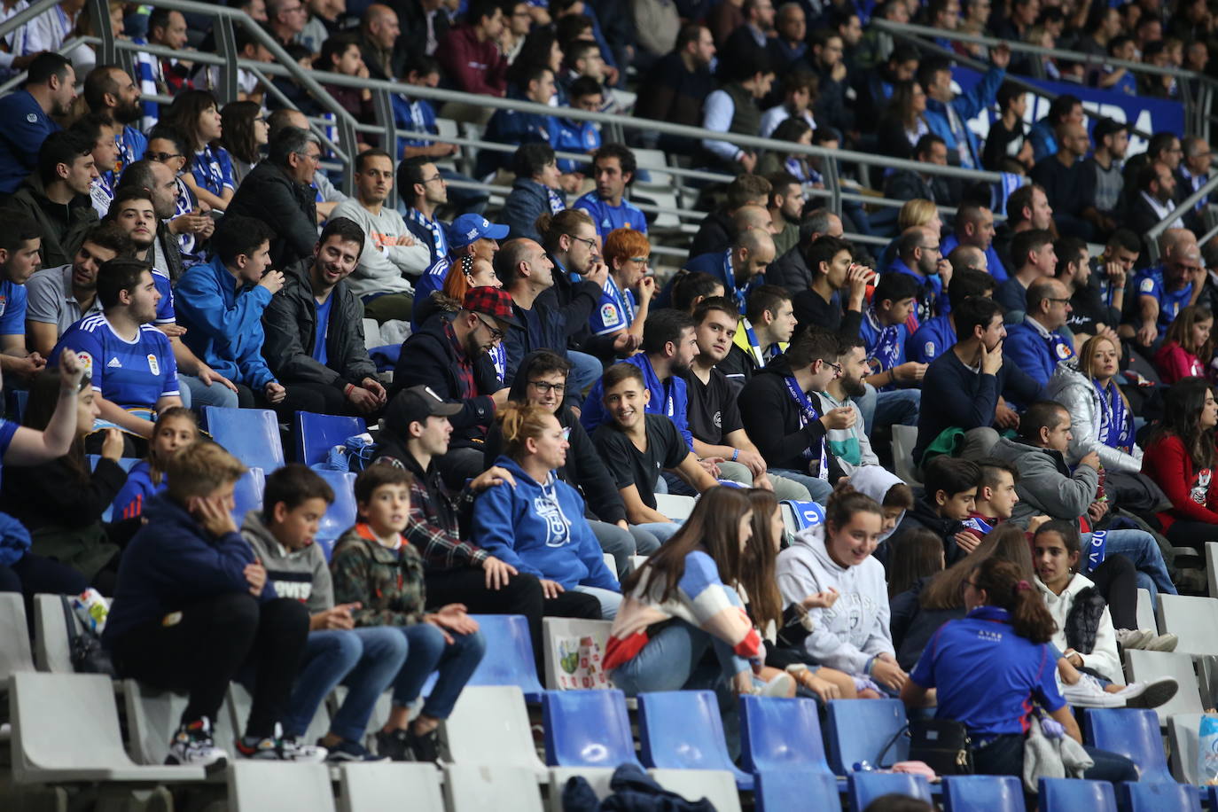 Búscate en nuestra galería si estuviste en el empate del Oviedo contra el Almería. 