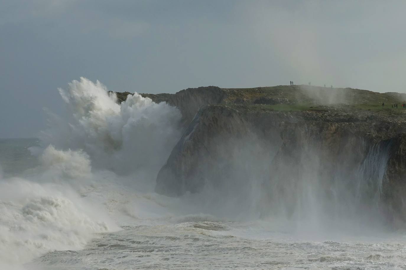 Fotos: Las impresionantes imágenes que deja &#039;Amelie&#039; en la costa de Asturias