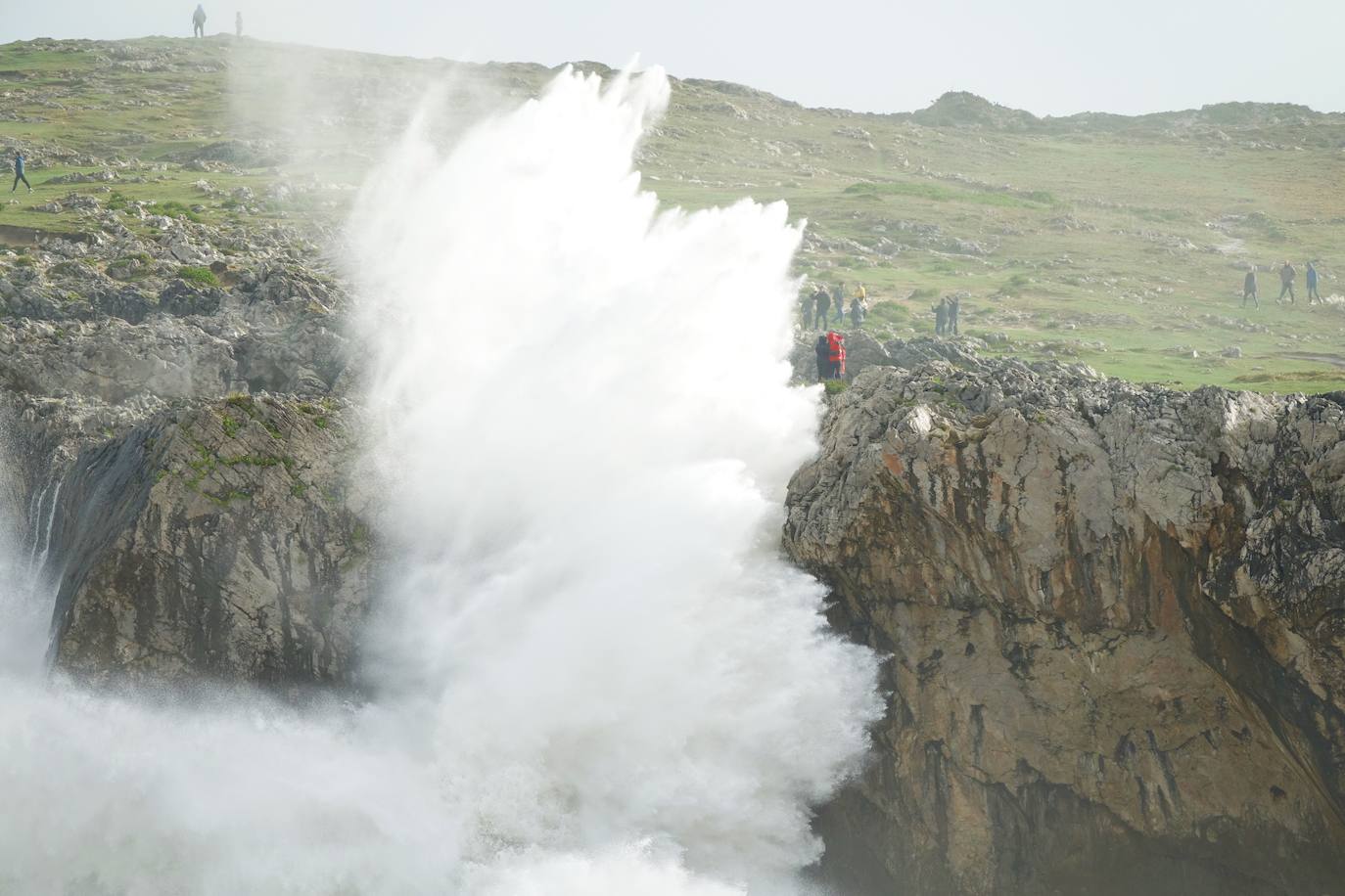 Fotos: Las impresionantes imágenes que deja &#039;Amelie&#039; en la costa de Asturias