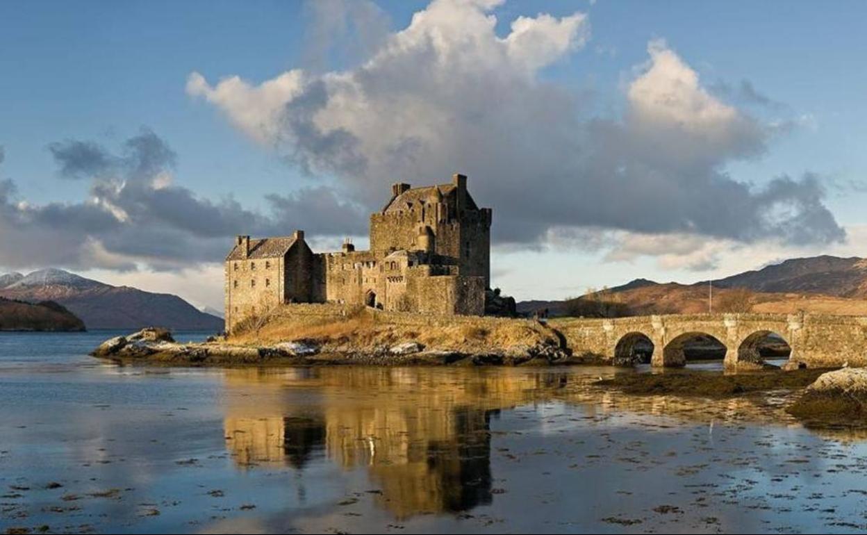 Si tienes alguno de estos apellidos puedes heredar un castillo por valor de casi medio millón de euros