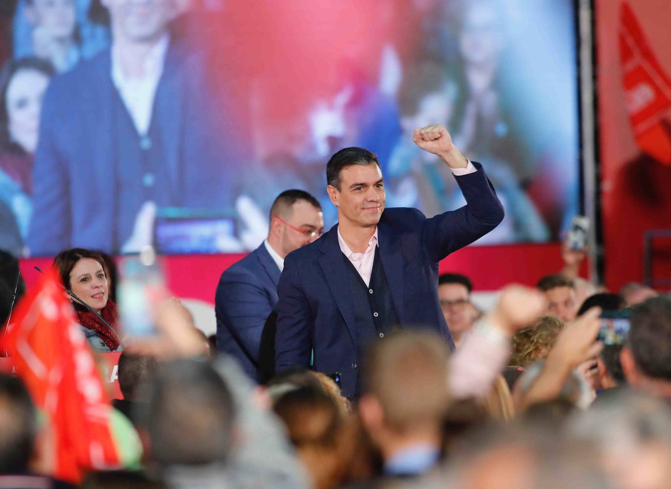 El presidente del Gobierno en funciones y candidato del PSOE ha llamado a la movilización para «frenar a la ultraderecha»