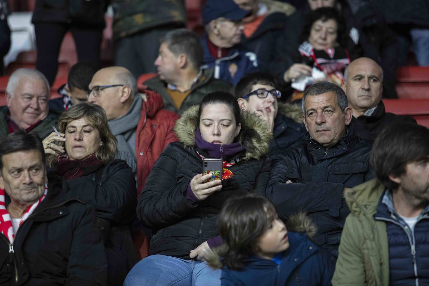 ¿Estuviste este sábado en El Molinón en el partido Sporting - Numancia? ¡Búscate en nuestra galería de imágenes! 