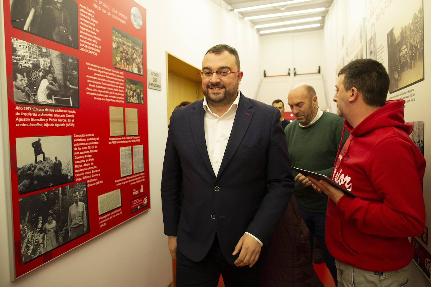 Alegría indisimulada en algunas sedes, caras largas en otras. Los resultados de las elecciones generales de este 10 de noviembre han dejado luces y sombras en los principales partidos de Asturias.