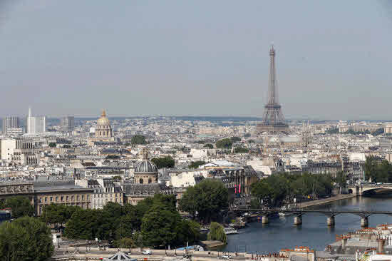 1. París
