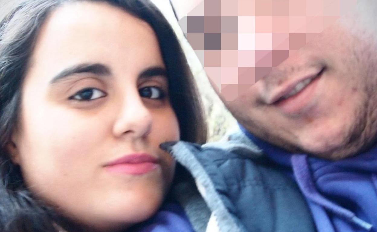 La jueza suaviza el control sobre la pareja de la acusada de asesinar a su bebé en Gijón