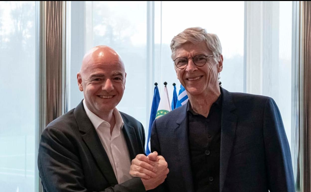 Wenger, director de desarrollo del fútbol mundial de la FIFA