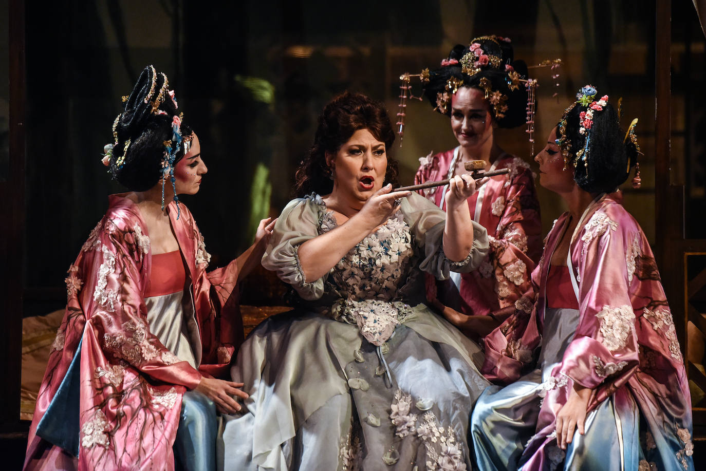 Fotos: &#039;Un baile de máscaras&#039; de Verdi en el Campoamor