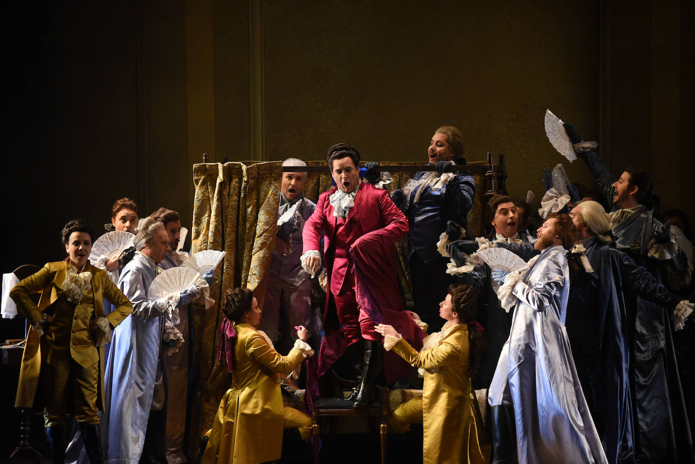 Fotos: &#039;Un baile de máscaras&#039; de Verdi en el Campoamor