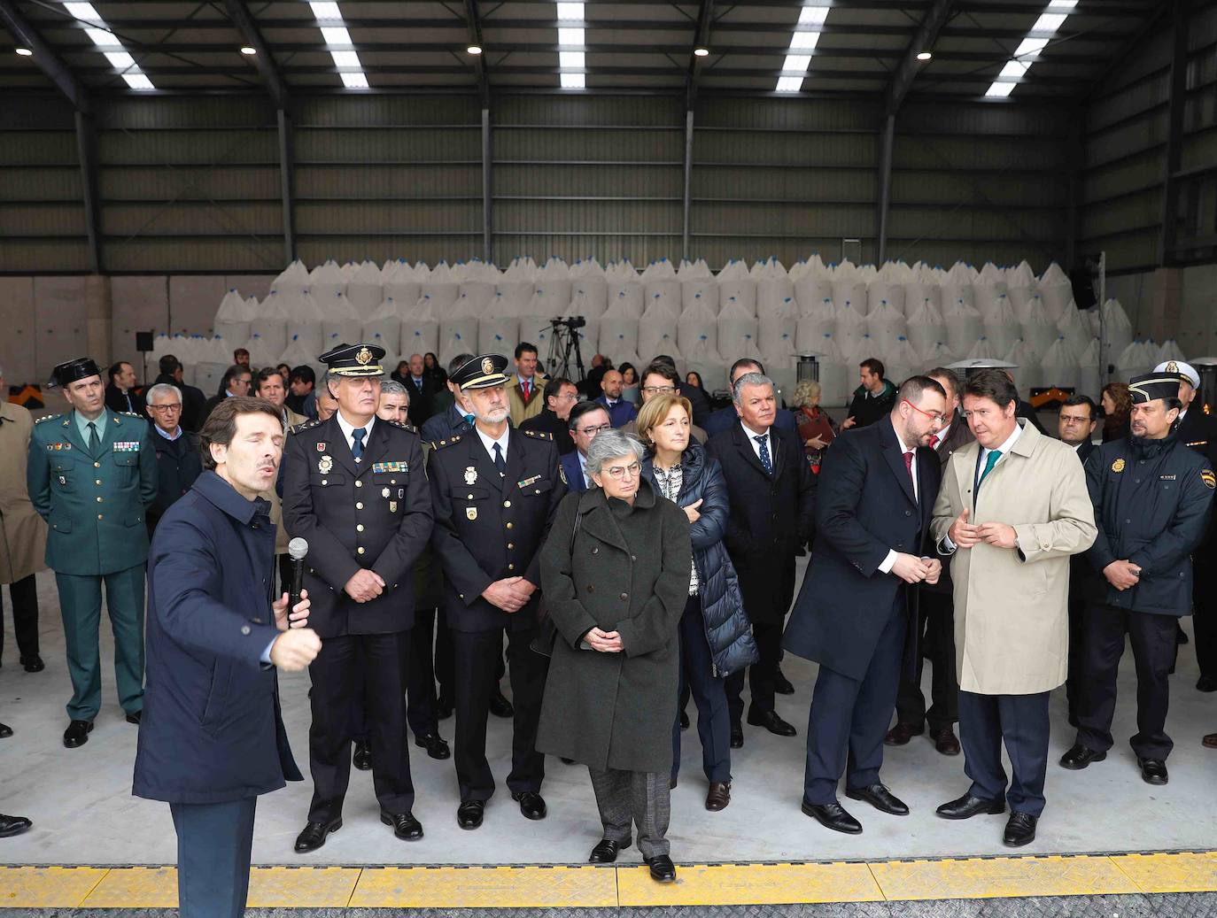 El puerto de El Musel ha inaugurado la nueva terminal de Masaveu Industria, con una inversión de 5,5 millones, que permitirá el almacenamiento, manipulación y carga de distintos productos sólidos