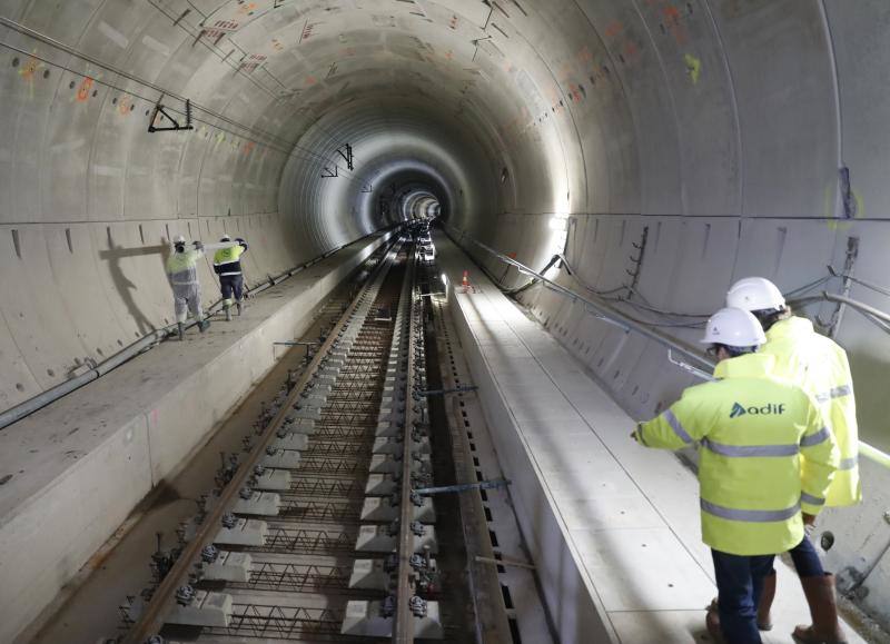 EL COMERCIO accede a la variante de Pajares y desvela con sus técnicos qué tiene y qué falta a la mayor infraestructura jamás hecha en la región. 