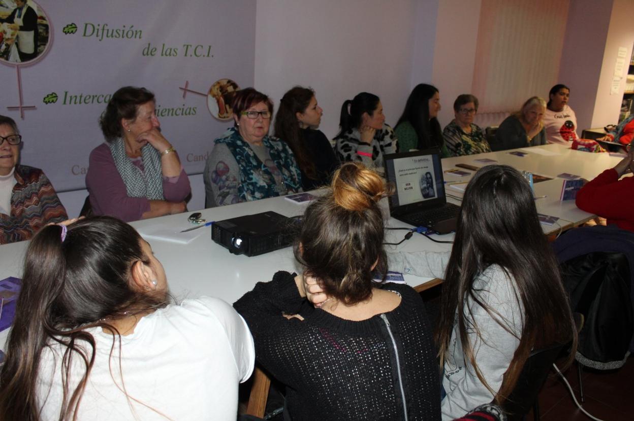 Algunas de las participantes en el taller. 