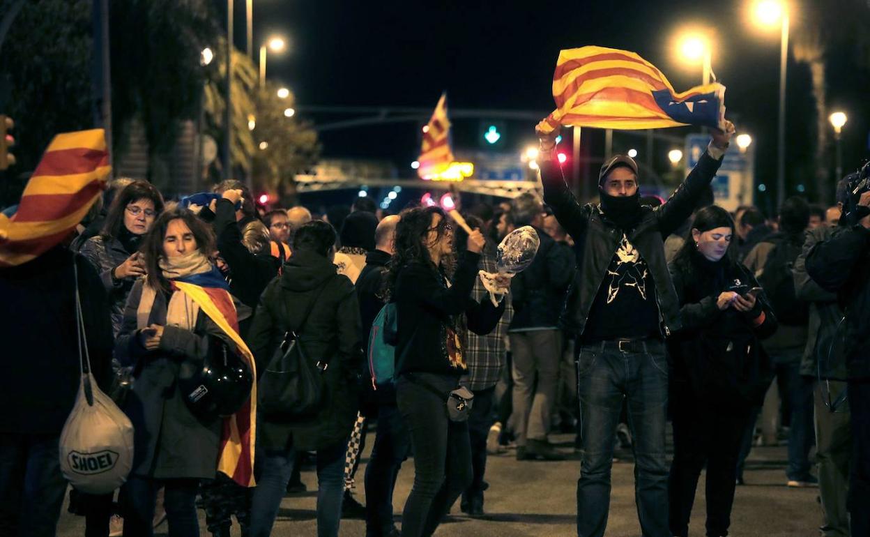 Un grupo de CDR en una protesta. 