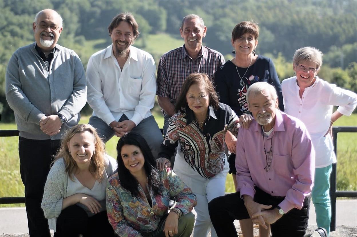 Miembros de la Camerata Flor de Roble de Ribadesella. 