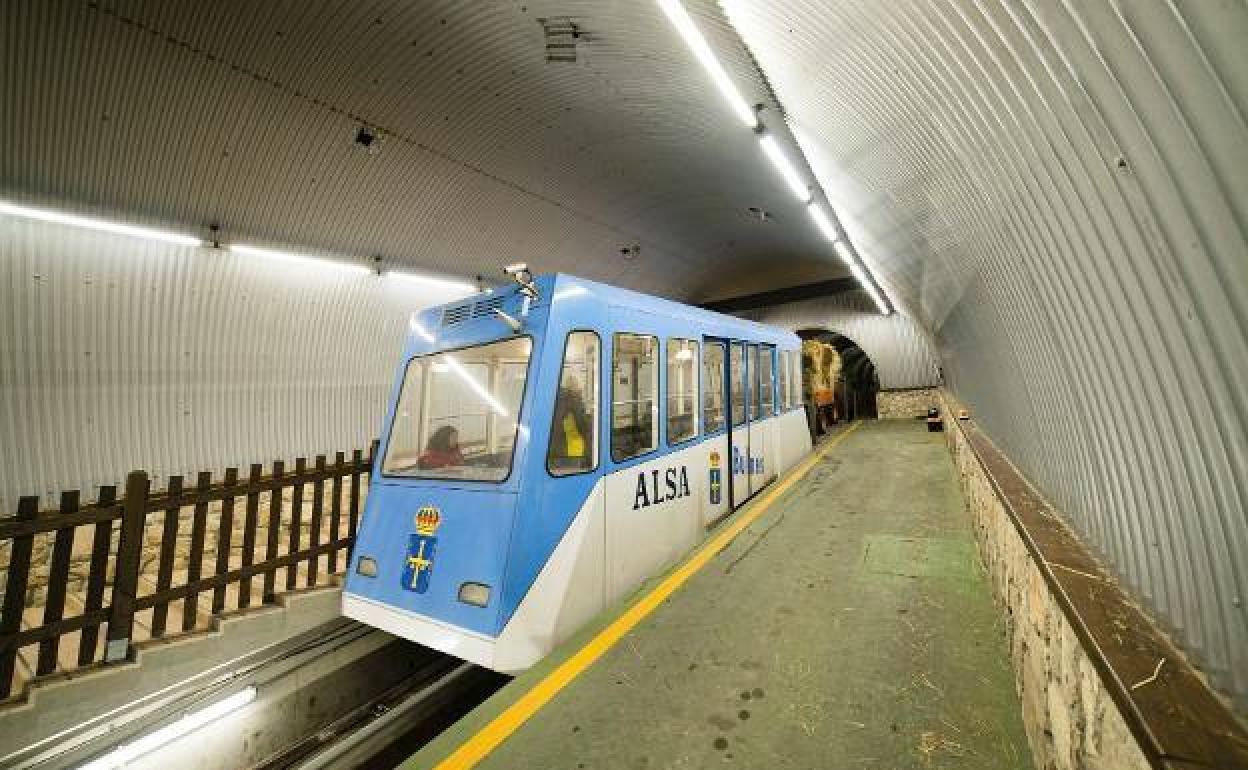 El funicular de Bulnes se suspenderá los días 12, 13 y 14 de diciembre