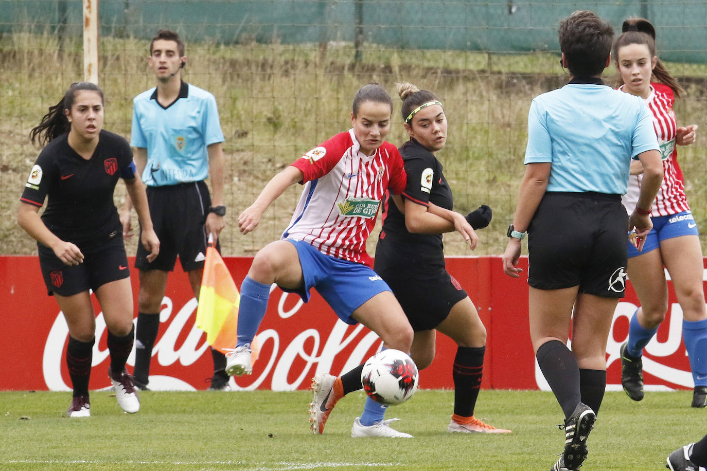 Fotos: Las imágenes del Sporting Femenino - Atlético de Madrid B