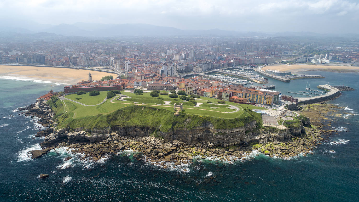 De Oriente a Occidente, entre playas y montañas, estas son algunas de las mejores escenas presentadas al concurso de fotografía 'Escenas de Asturias' de EL COMERCIO con el patrocinio de El Gaitero 