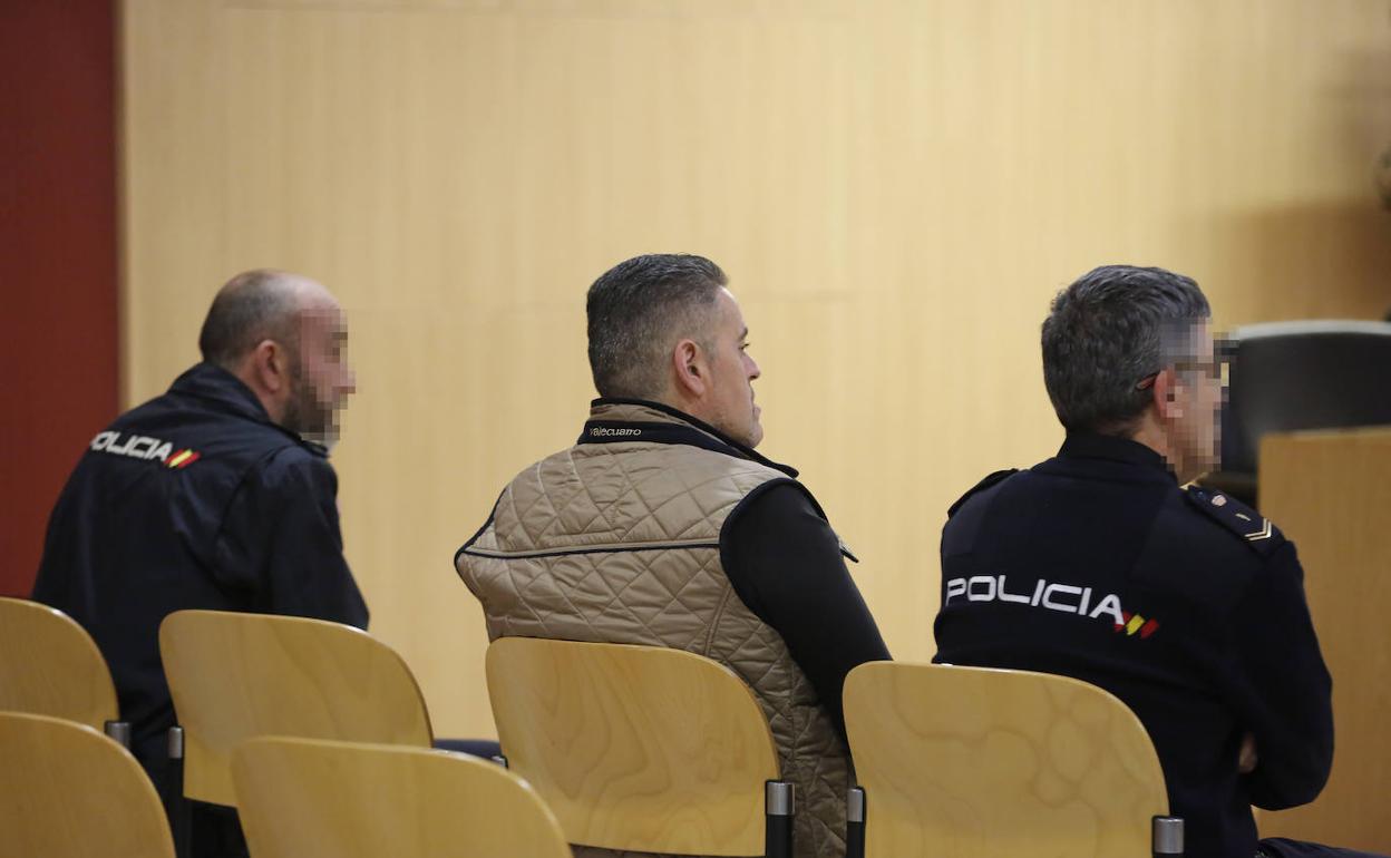 El acusado, durante la vista celebrada en la Sección Octava de la Audiencia Provincial.