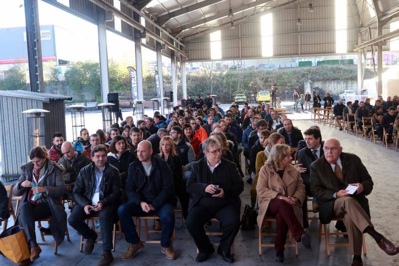 La brigada de Salvamento Minero de Hunosa, la Unidad Militar de Emergencias, el Servicio de Montaña de la Guardia Civil y la unidad de Subsuelo de la Policía Nacional participan, por primera vez de forma conjunta, en un simulacro de accidente en el Pozo Santiago.