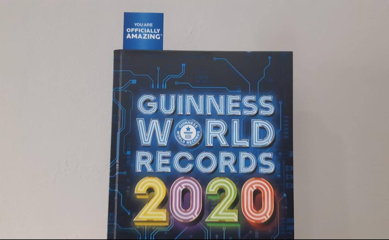 Portada del 'Guinness World Records 2020' 