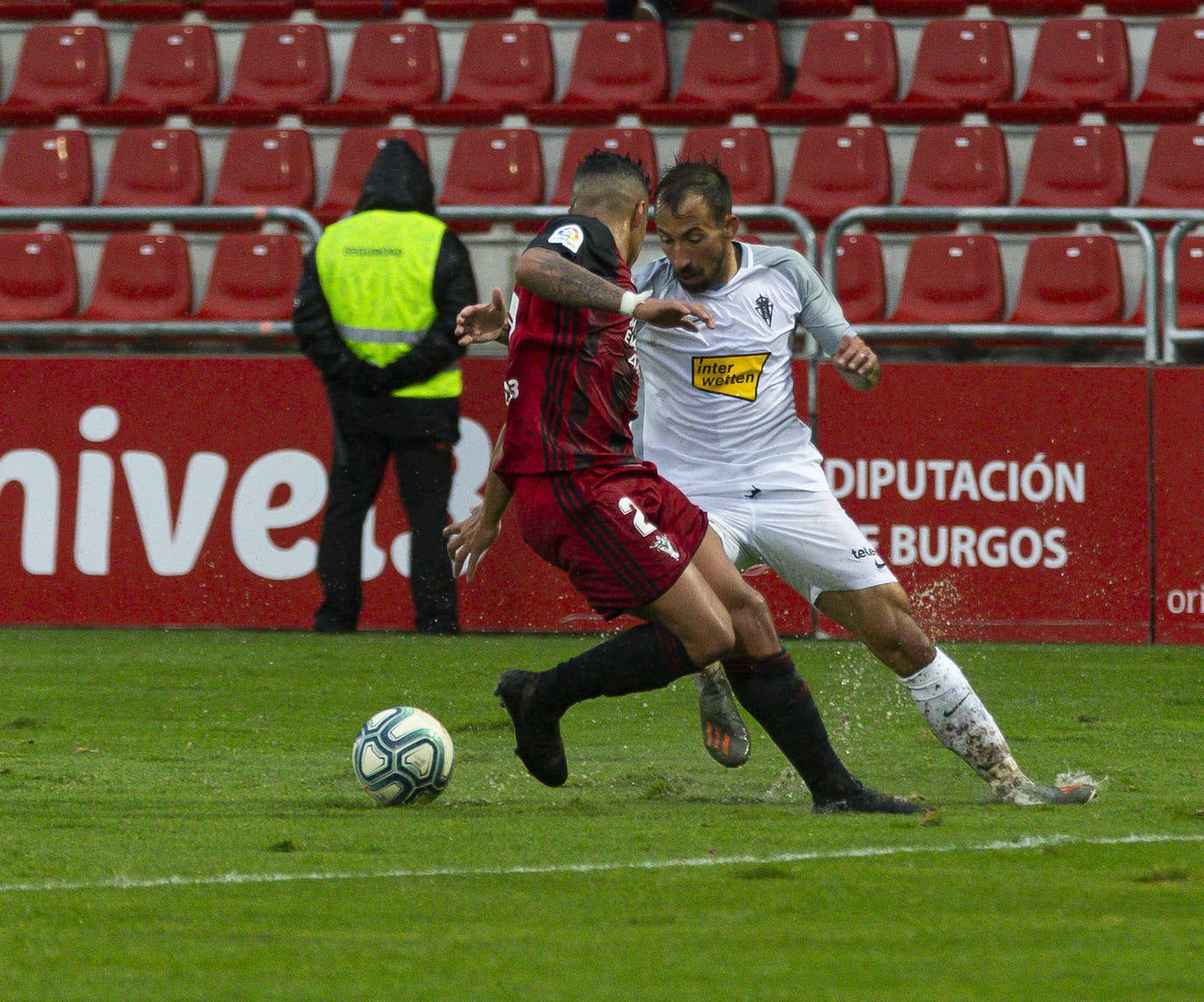 Fotos: Las imágenes del partido entre el Mirandés 0 - 0 Sporting