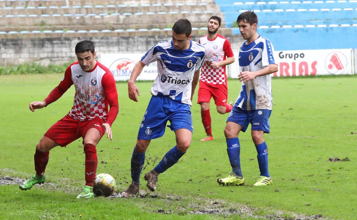 El Avilés sigue embarrancado 