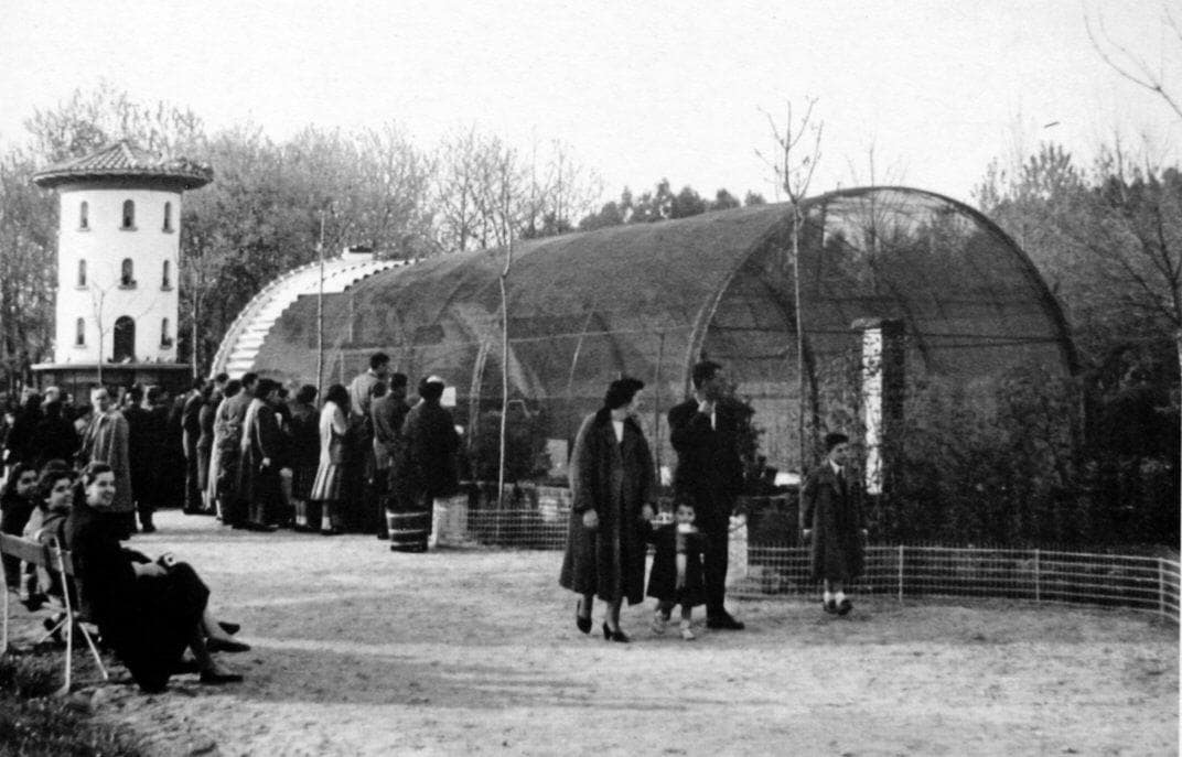 El parque de Isabel la Católica de Gijón va a ser reformado en 2020 y ganará 12.000 metros cuadrados. Pero este emblemático lugar no siempre ha sido tal y como lo conocemos. Así era hace años: 