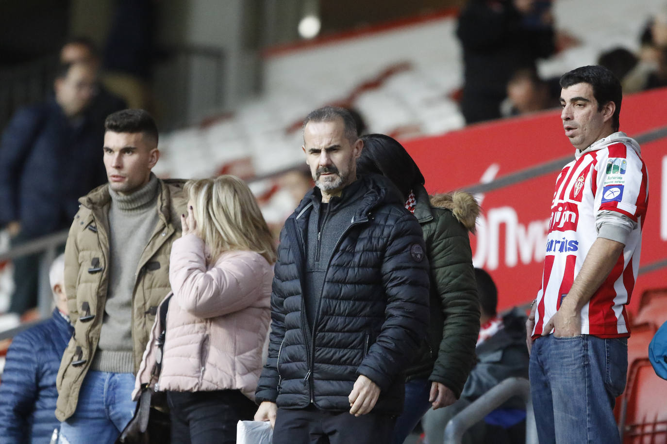 Fotos: ¿Estuviste en el Sporting - Ponferradina? ¡Búscate!