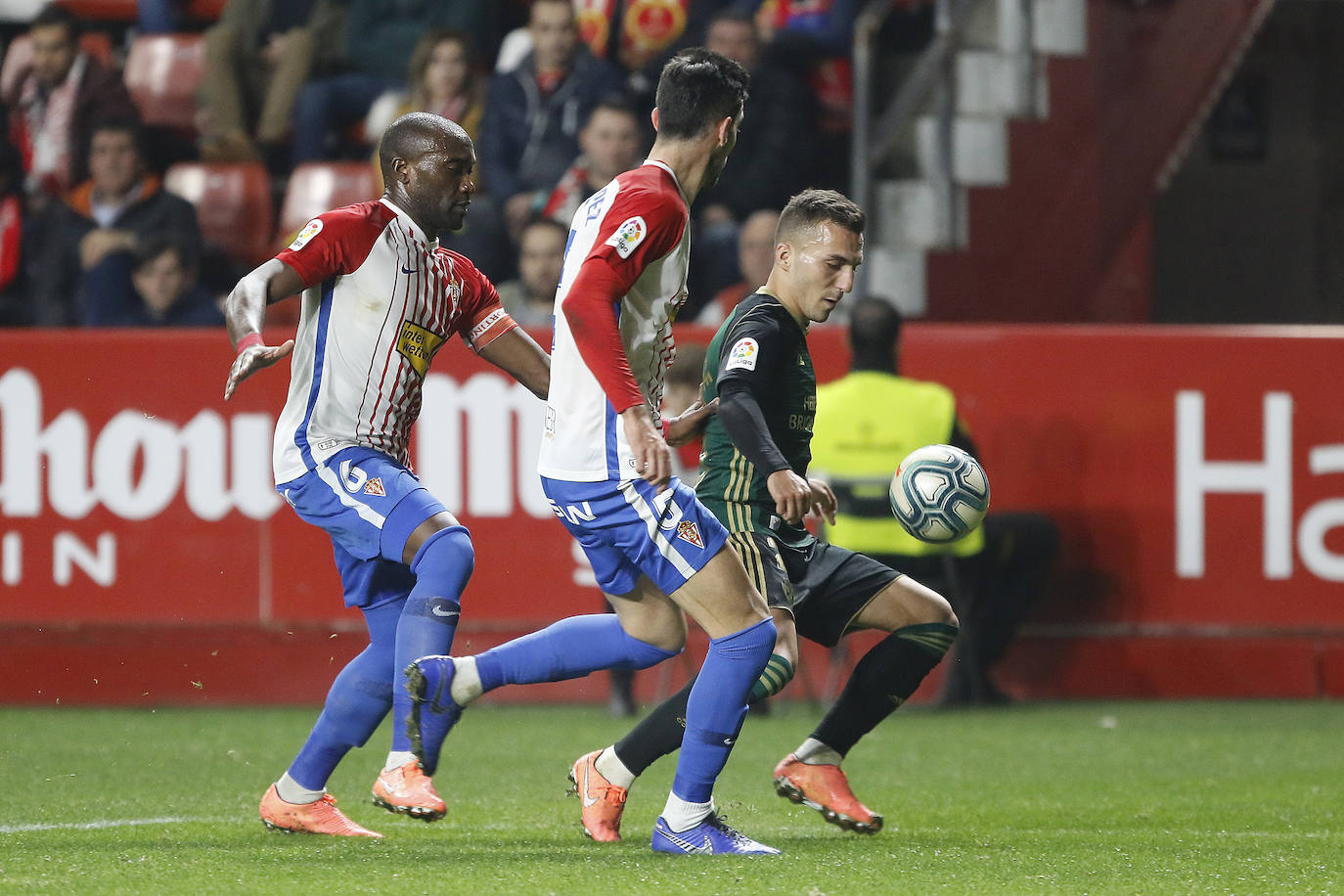 Fotos: Triunfo del Sporting ante la Ponferradina