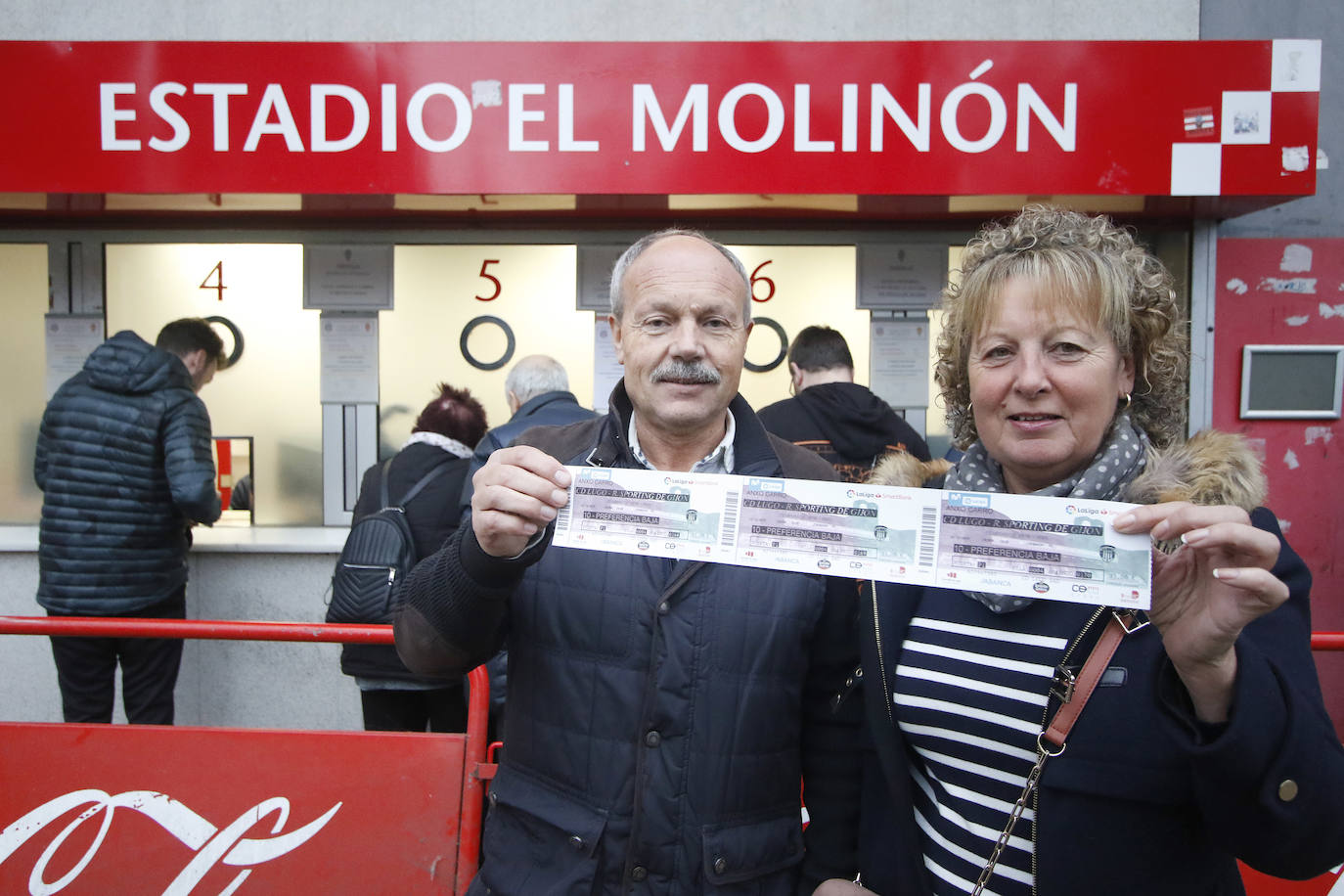 El Sporting viaja este domingo a Galicia, donde se esperan más de 1.200 aficionados rojiblancos 