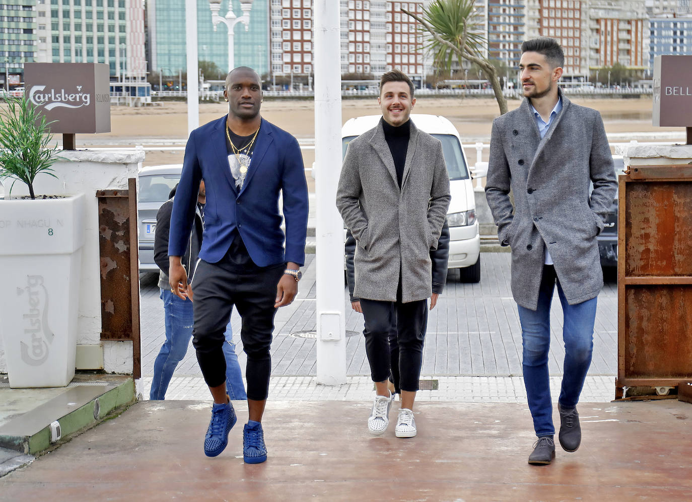 Los jugadores y las jugadoras del Sporting han compartido con la directiva la tradicional comida de Navidad en un hotel de Gijón.