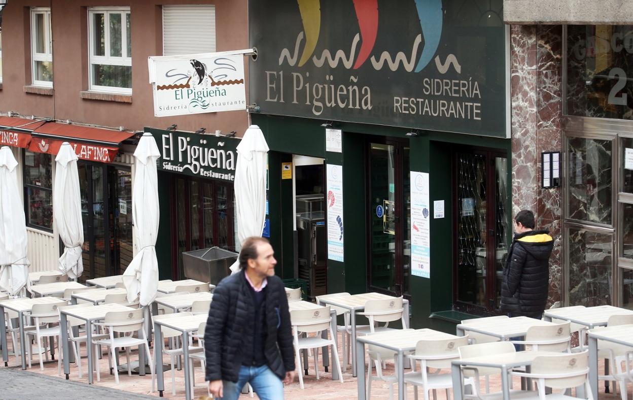 Exterior de la sidrería El Pigüeña en la calle Gascona. 